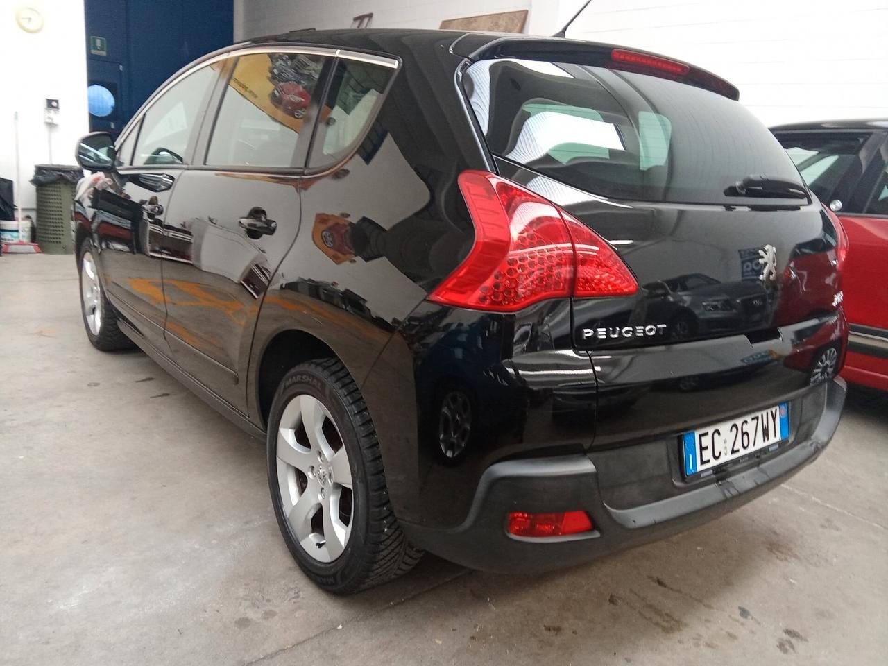 Peugeot 3008 2.0 HDi 150CV Business