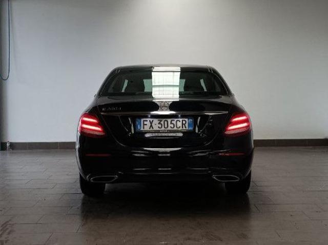 MERCEDES-BENZ E 200 d Auto Business Sport