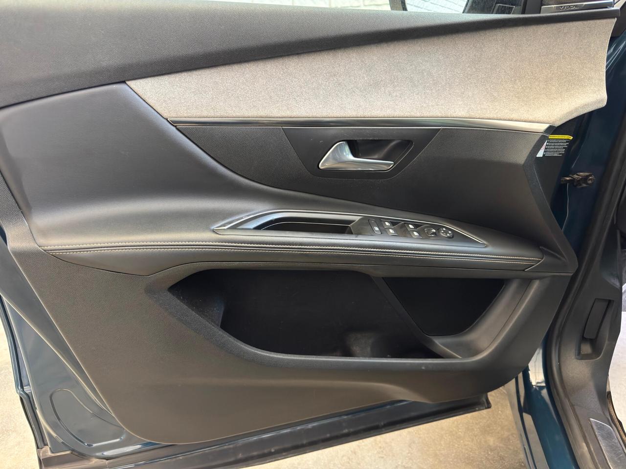 Peugeot 5008 BlueHDi 130 S&S EAT8 GT