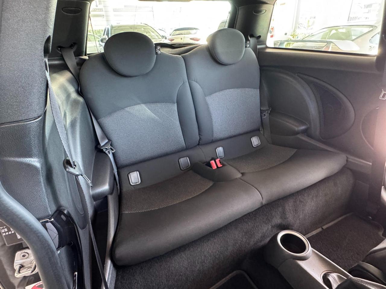 Mini Cooper 1.6 122cv 3P.