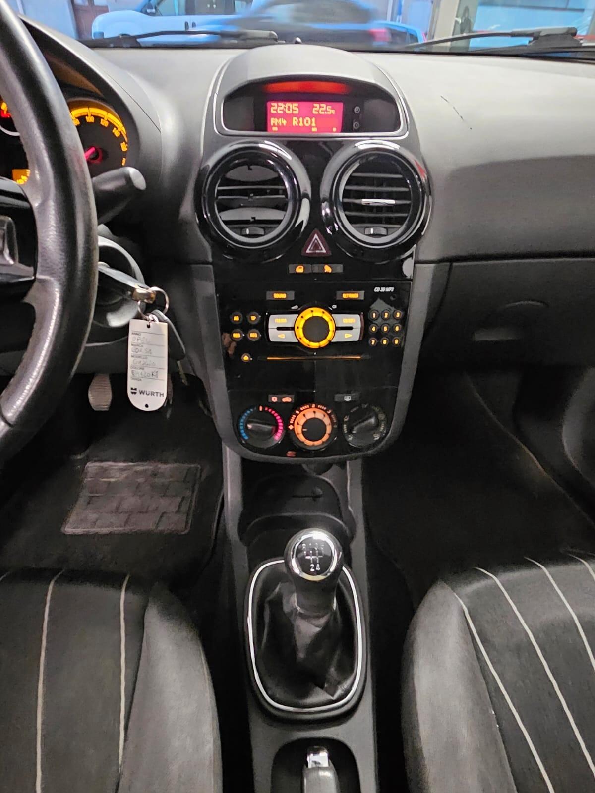 Opel Corsa 1.2 5 porte Elective