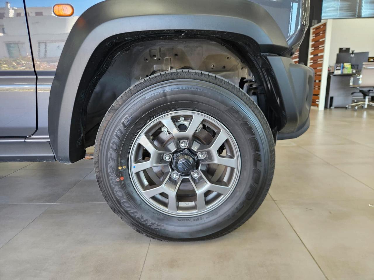 Suzuki Jimny 1.5 BENZINA OMOLOGATO AUTOVETTURA 4 POSTI