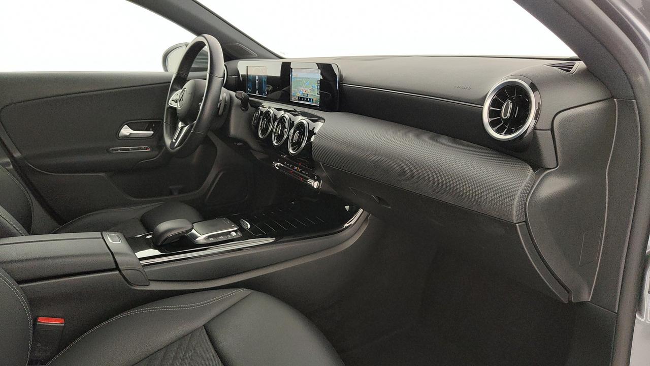 Mercedes-Benz A 180 d Sport auto