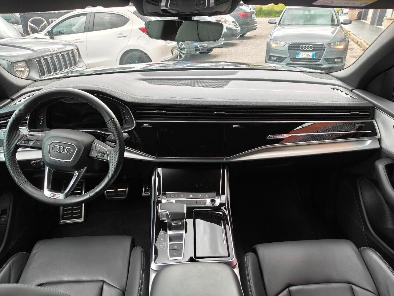 AUDI Q8 Q8 50 TDI 286 CV quattro tiptronic Sport