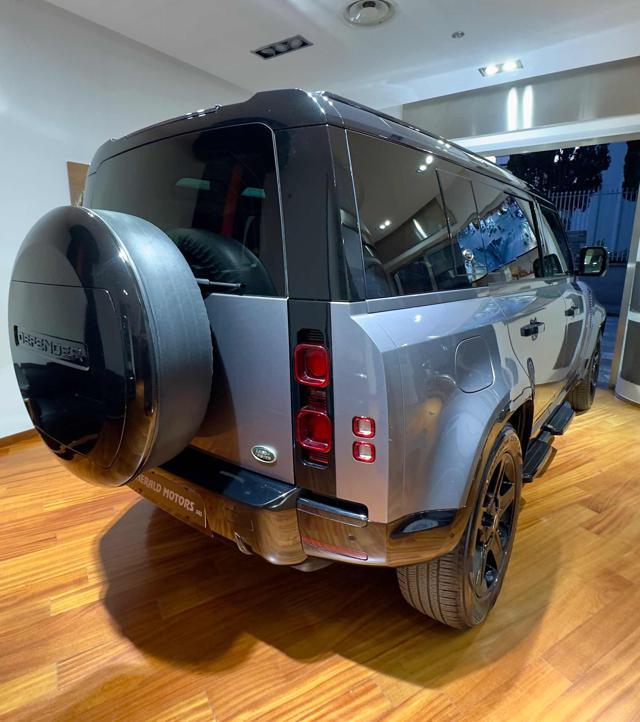 LAND ROVER Defender 110 3.0D I6 200 CV AWD Auto X-Dynamic SE