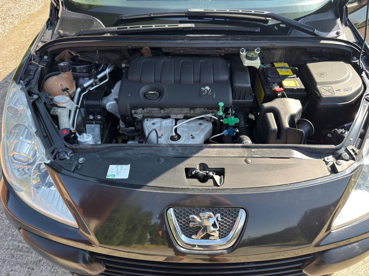 Peugeot 307 1.4 16V 5p. D-Sign