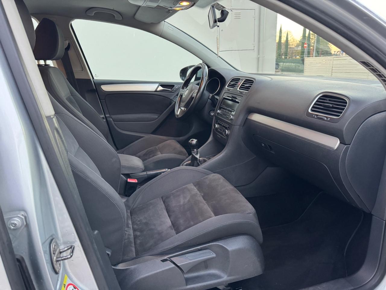 Volkswagen Golf 1.4 TSI 122CV 5p. Highline OK NEOPATENTATI