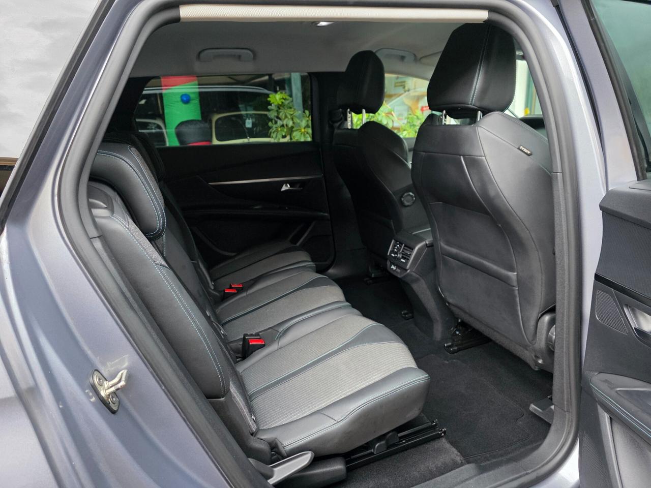 Peugeot 5008 BlueHDi 130 S&S EAT8 Allure