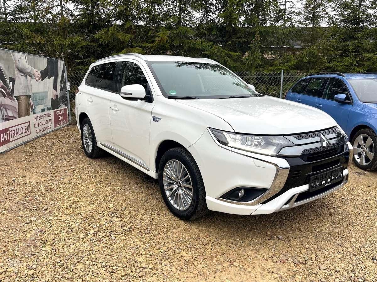 Mitsubishi Outlander 2.0 MIVEC 4WD PHEV Instyle Diamond SDA