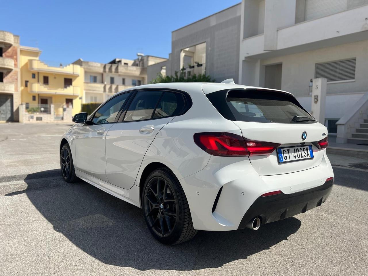 Bmw 116 116d 5p. Colorvision Edition M-SPORT