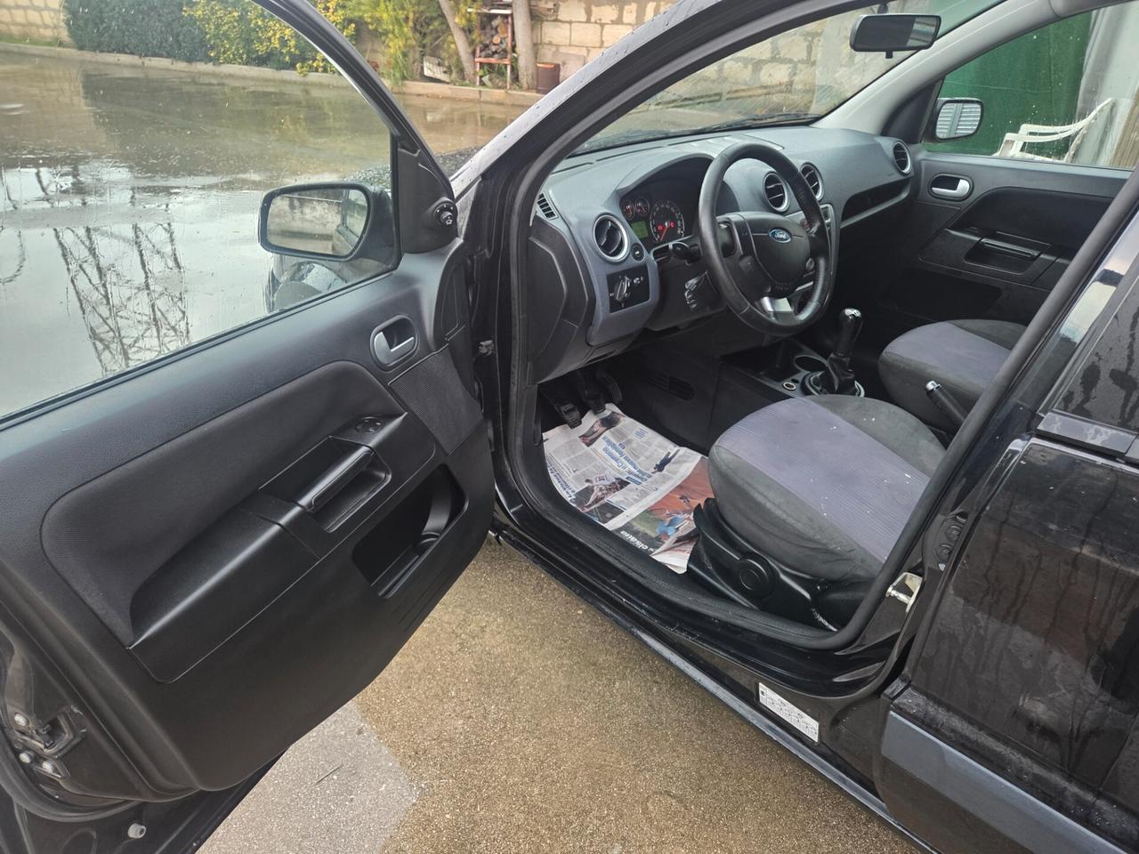 Ford Fusion 1.4 TDCi 5p. Titanium