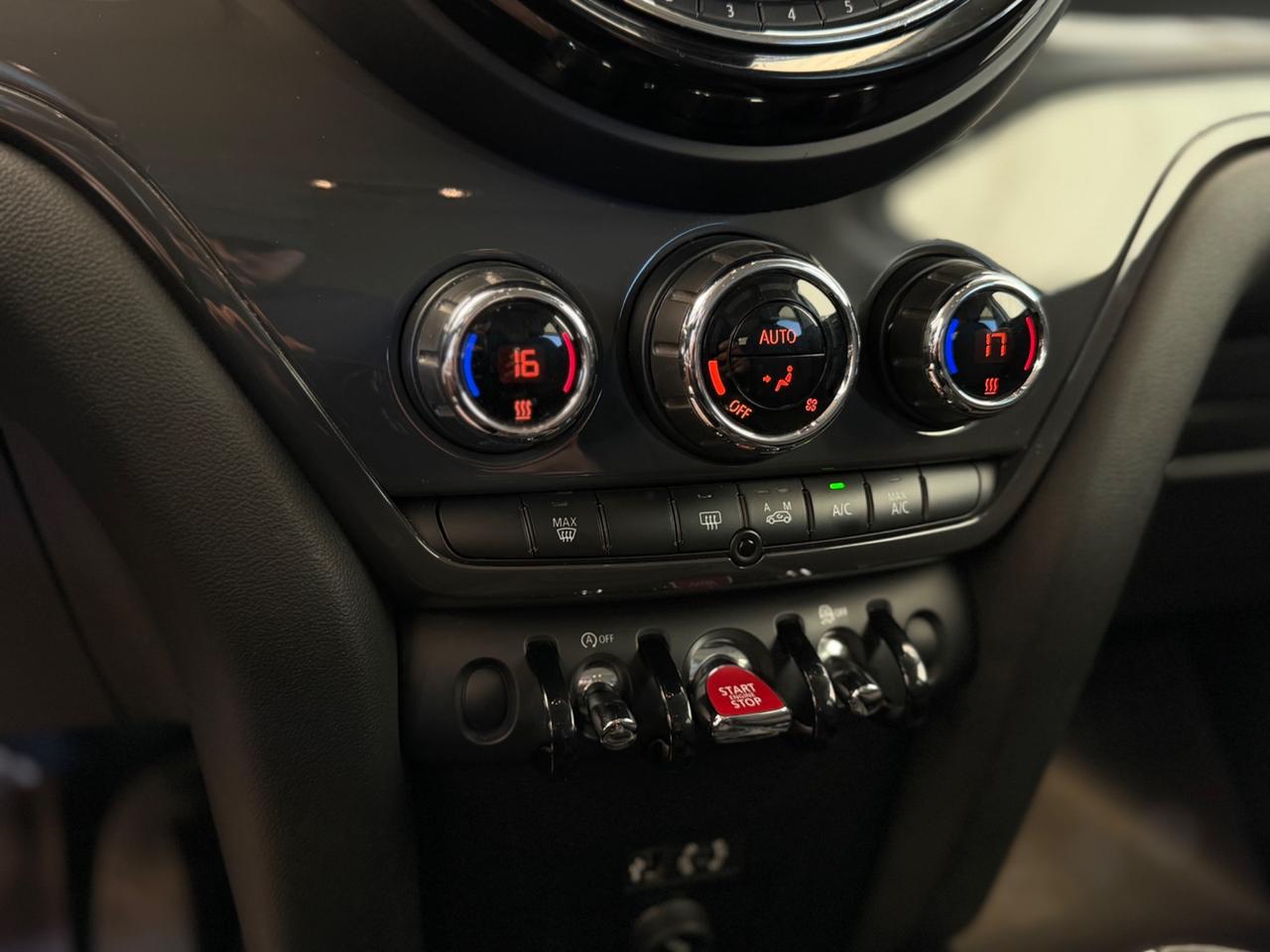 Mini Cooper Countryman 1.5 One D NEOPATENTATI