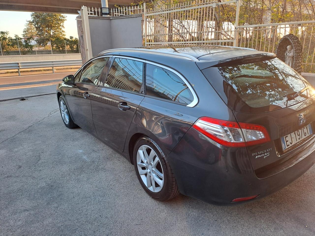 Peugeot 508 1.6 e-HDi 112CV cambio automatico e f1 S&S SW Ciel Business