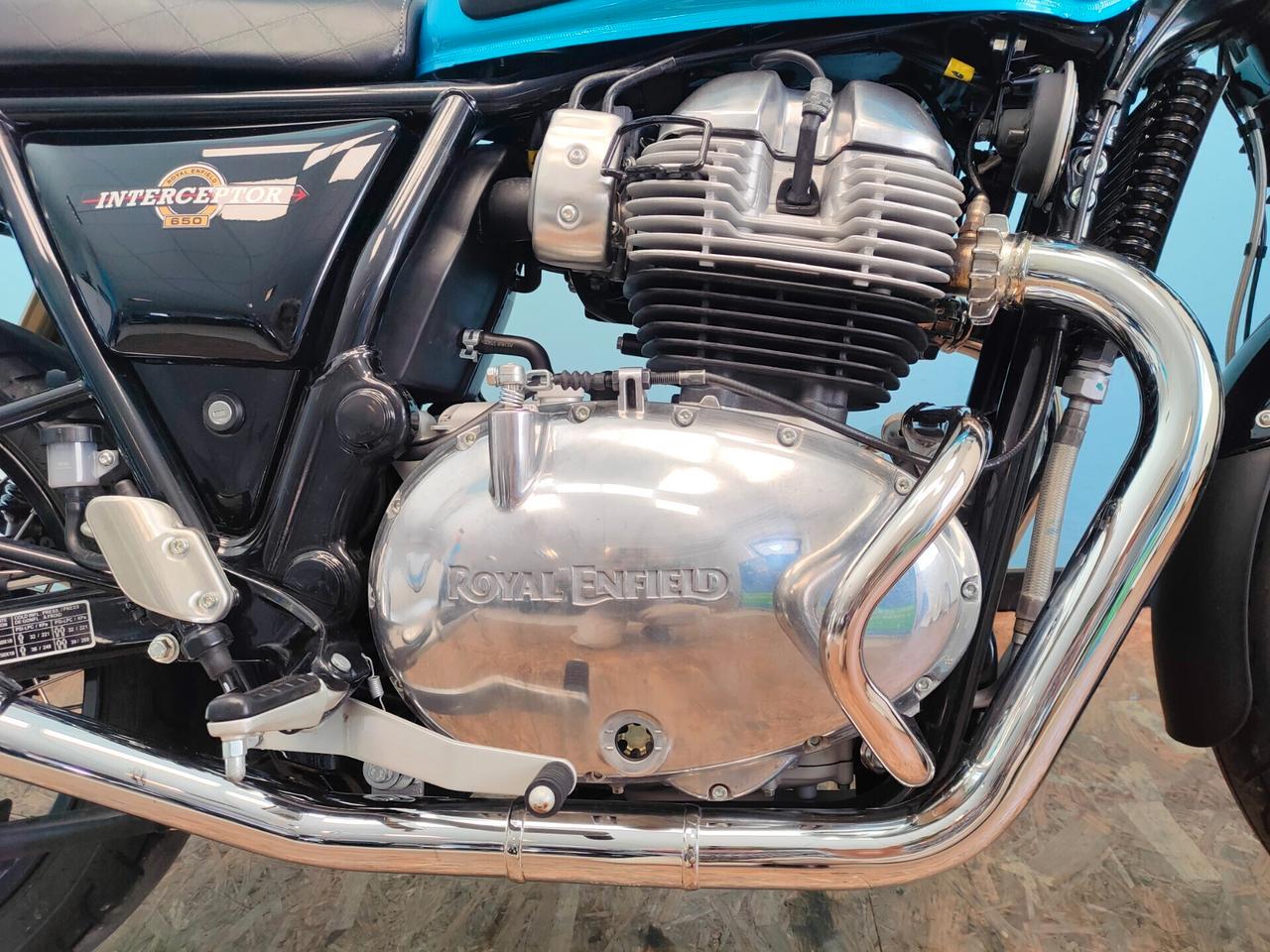 Royal Enfield Interceptor 650 con soli 6499 km.