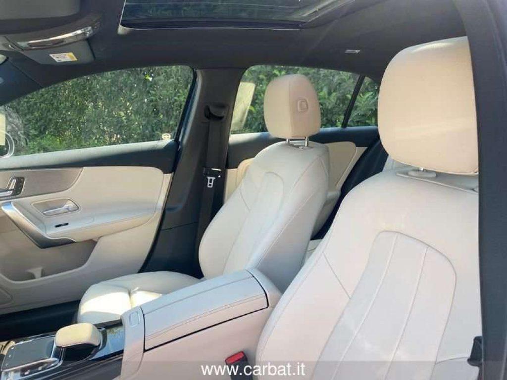Mercedes-Benz A 180 A 180 Automatic Premium +