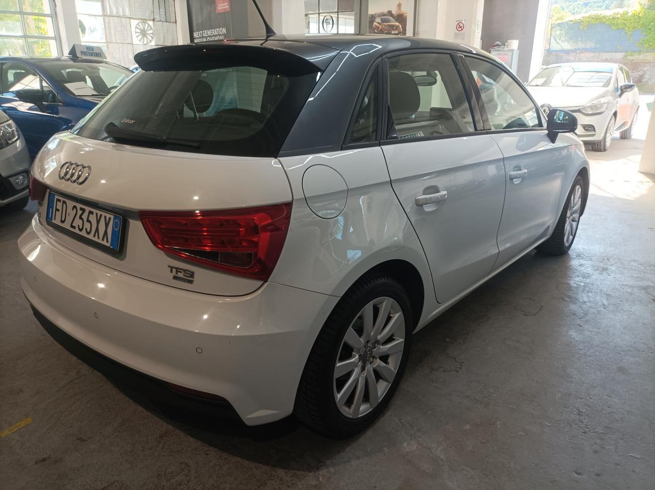 Audi A1 1.0 TFSI ultra S tronic Solo 105000KM