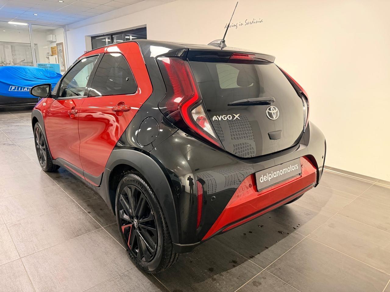 Toyota Aygo X 1.0 VVT-i 72 CV 5 porte Lounge S-CVT