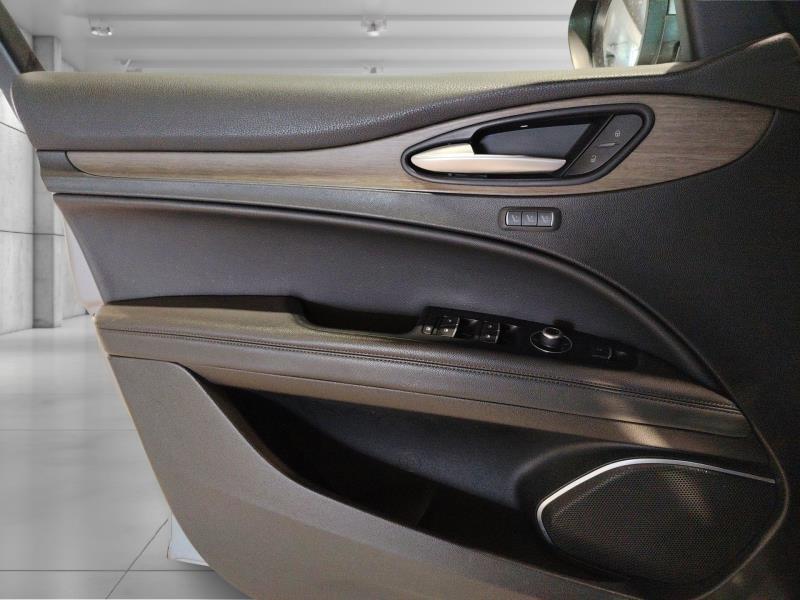 Alfa Romeo Stelvio 2.0 Turbo Executive Q4 Auto