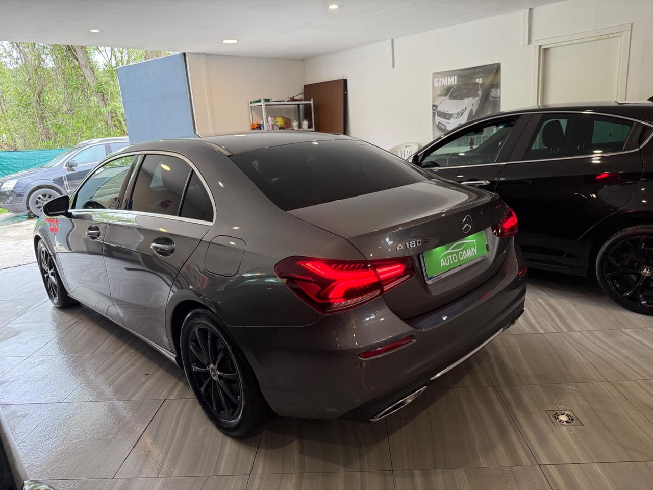 Mercedes-benz A 180 2020 NEOPATENTATi! Berlina