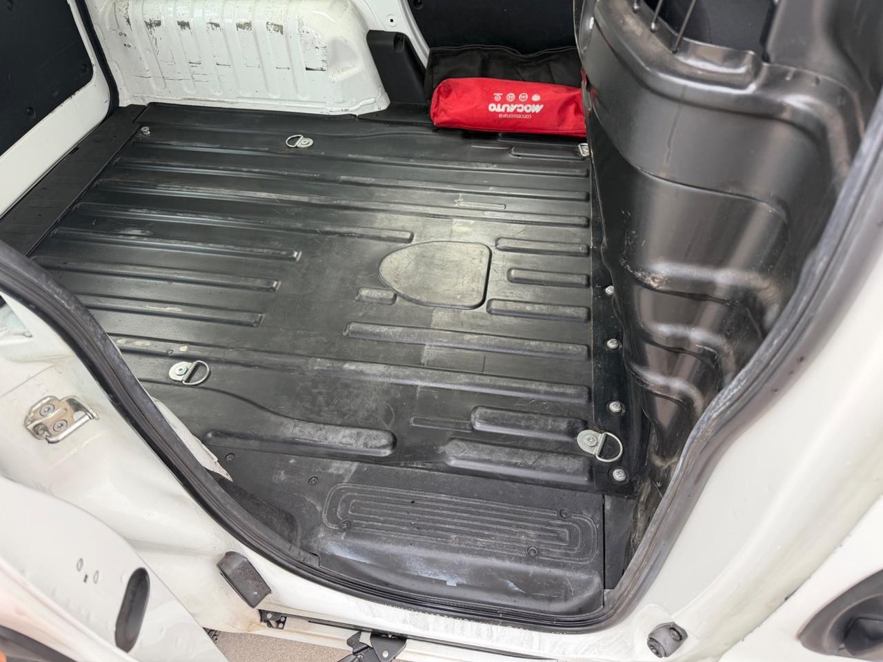 Fiat Fiorino 1.3 MJT 95CV Cargo SX