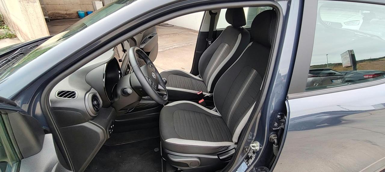 Hyundai i10 1.0 MPI Tech "SOLO 19.000 KM"