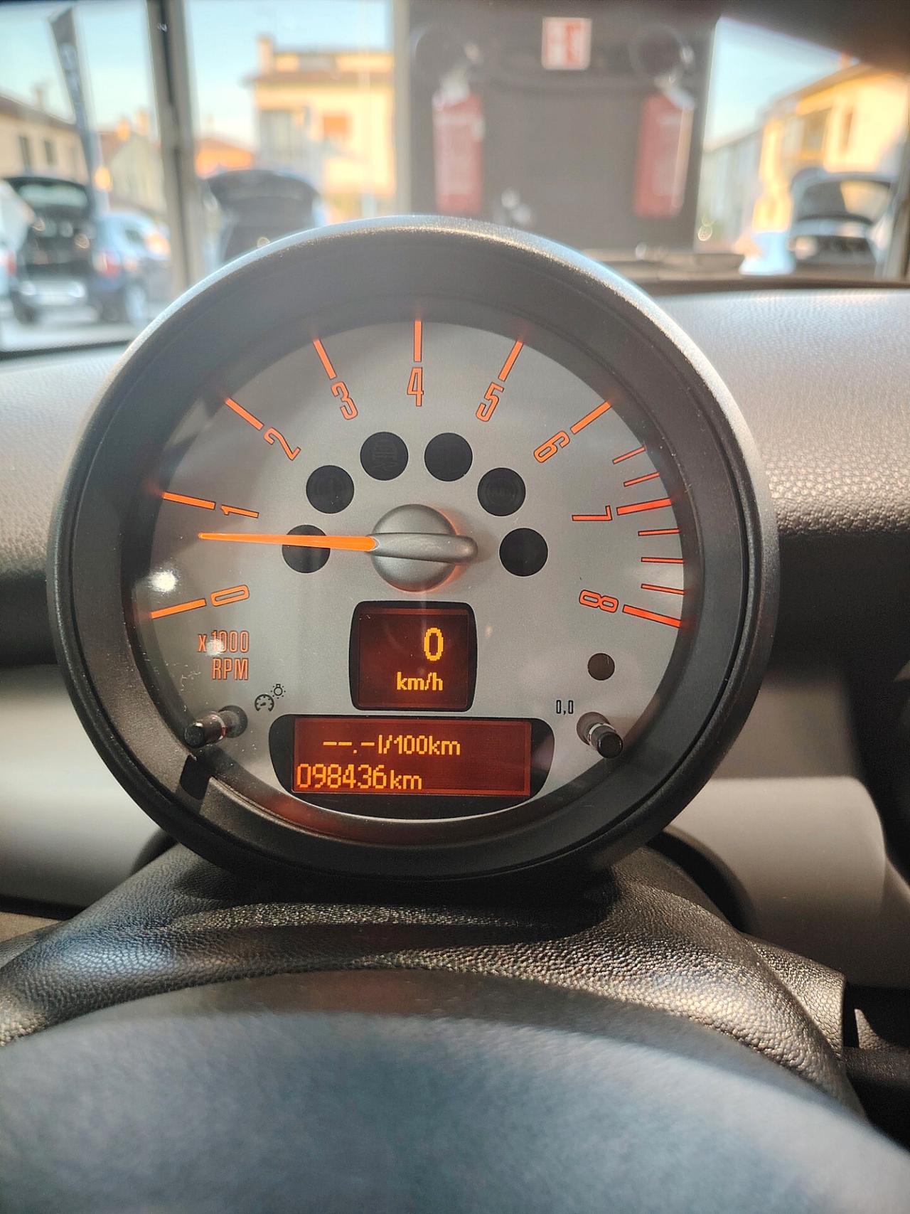 Mini 1.6 16V One OK NEOPATENTATI