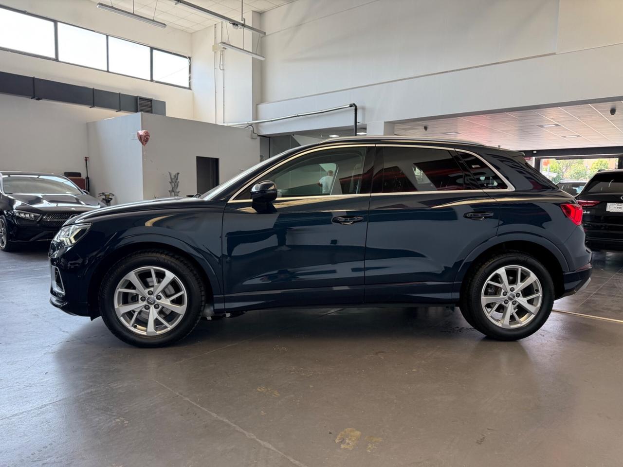 Audi Q3 35 TDI S tronic Business Advanced