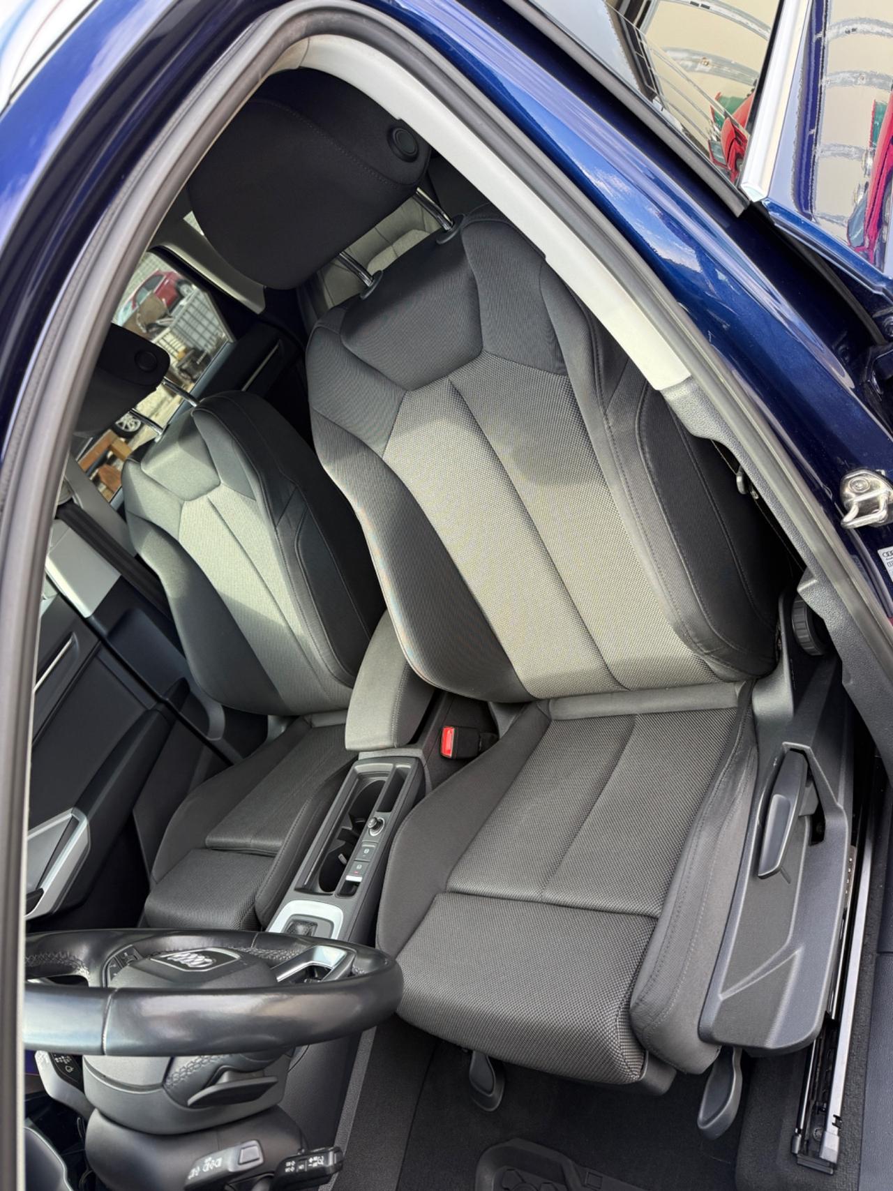 Audi Q3 35 TDI S tronic Business Advanced 12/2022