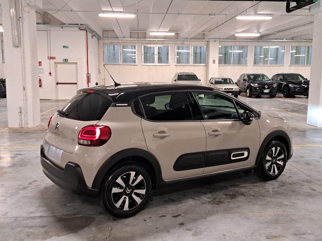 Citroen C3 1200 PureTech 83CV Max 5 Porte OK NEOPATENTATI