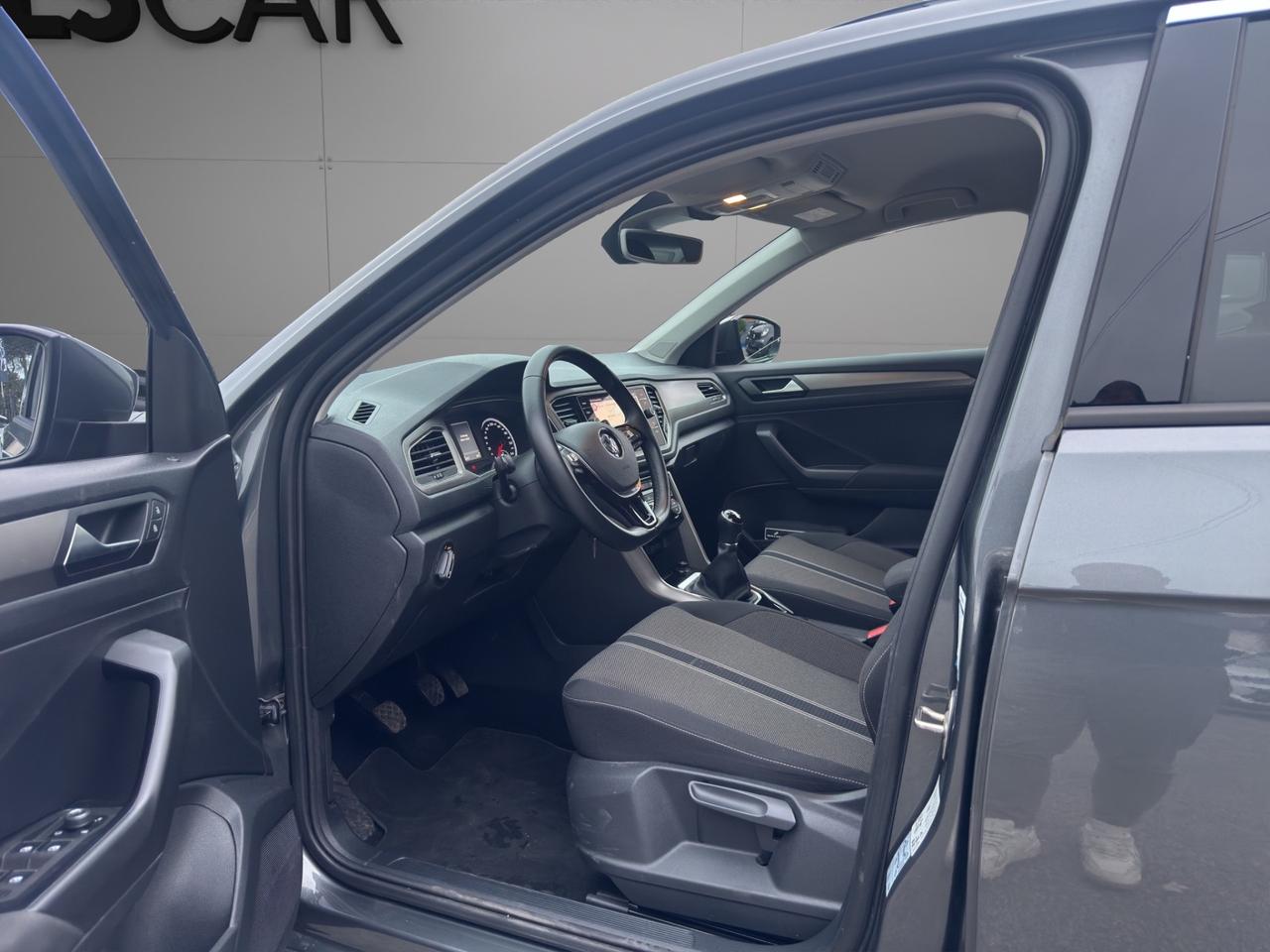 Volkswagen - T-Roc 1.0 tsi Style 110cv