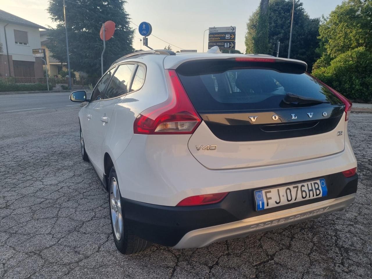 Volvo V40 Cross Country V40 Cross Country D2