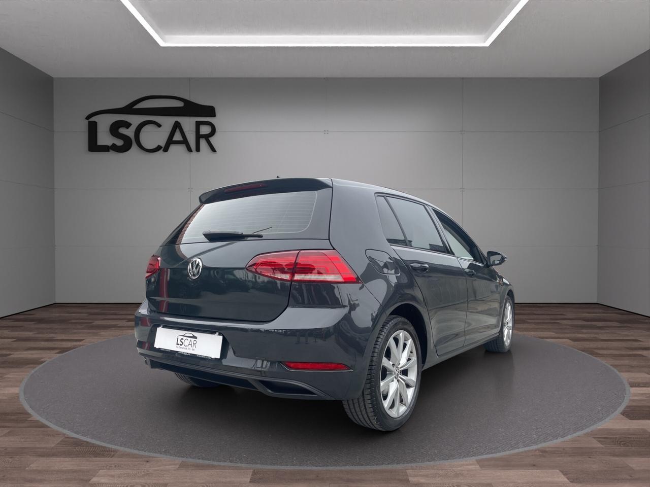 Volkswagen - Golf VII 5p 1.6 tdi Executive 115cv