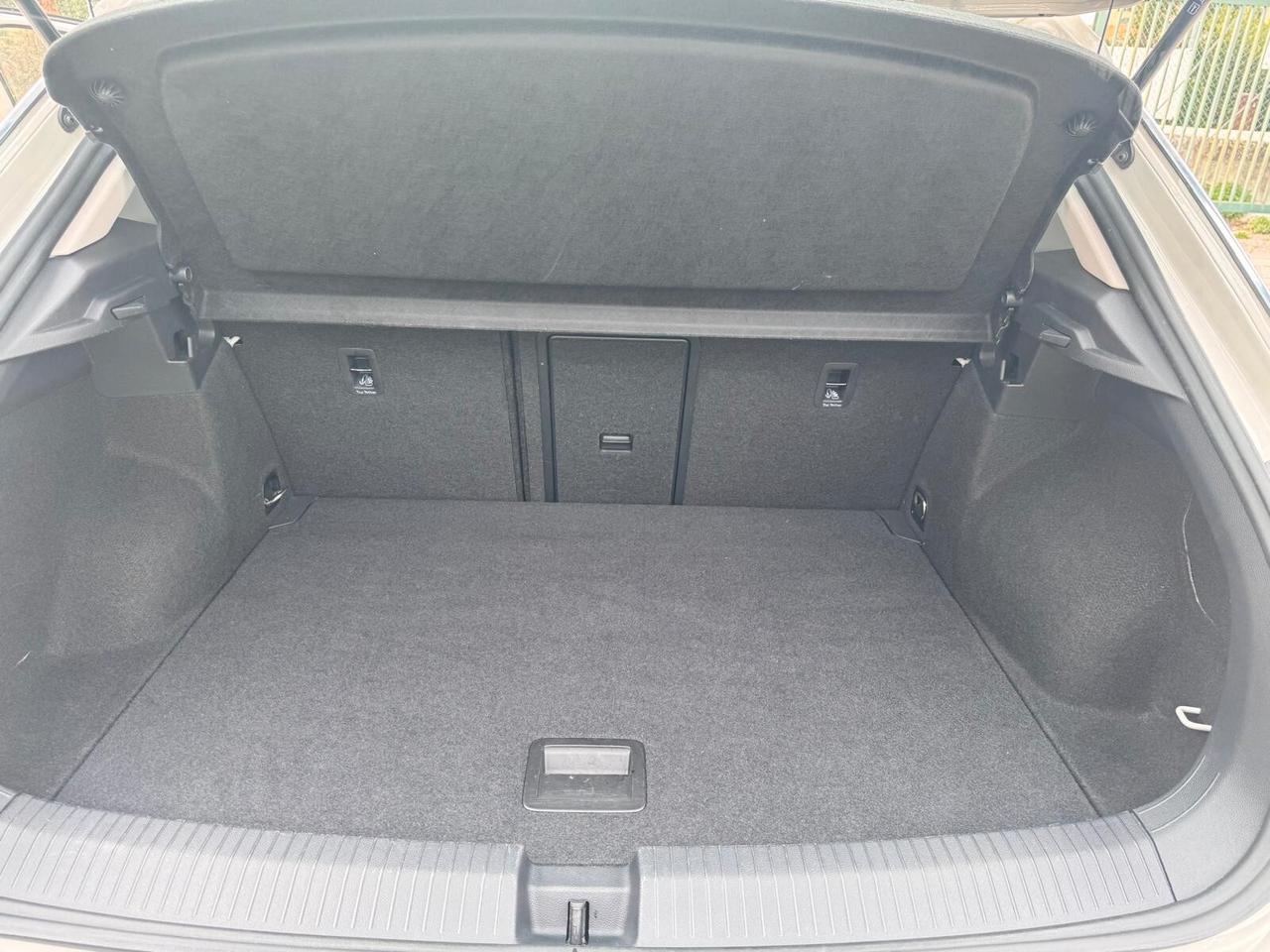 Volkswagen T-Roc 1.0 TSI Life
