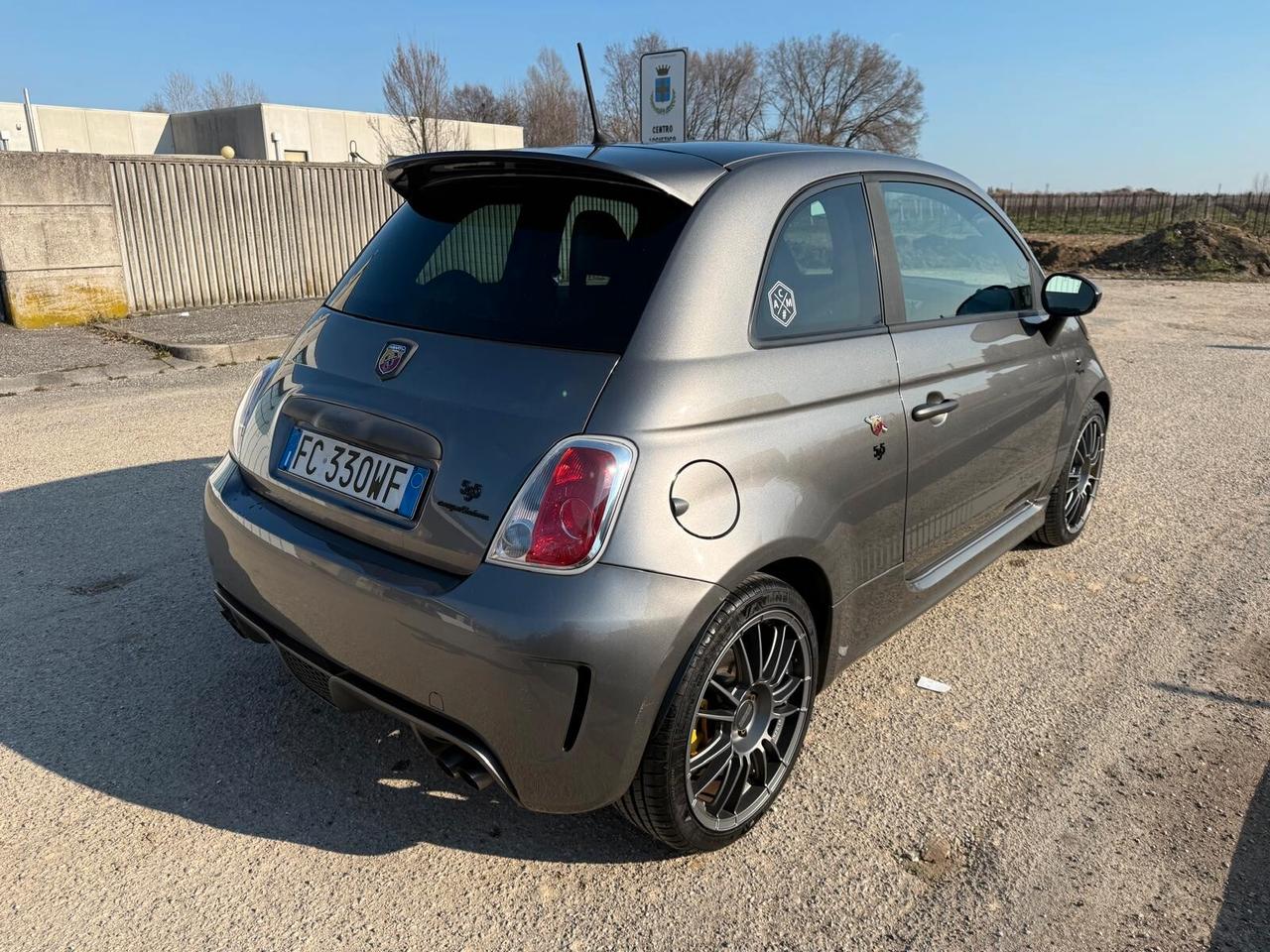 Abarth 595 1.4 Turbo T-Jet 180 CV Competizione