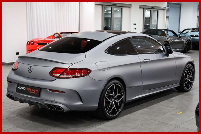 MERCEDES-BENZ C 300 AMG LINE|