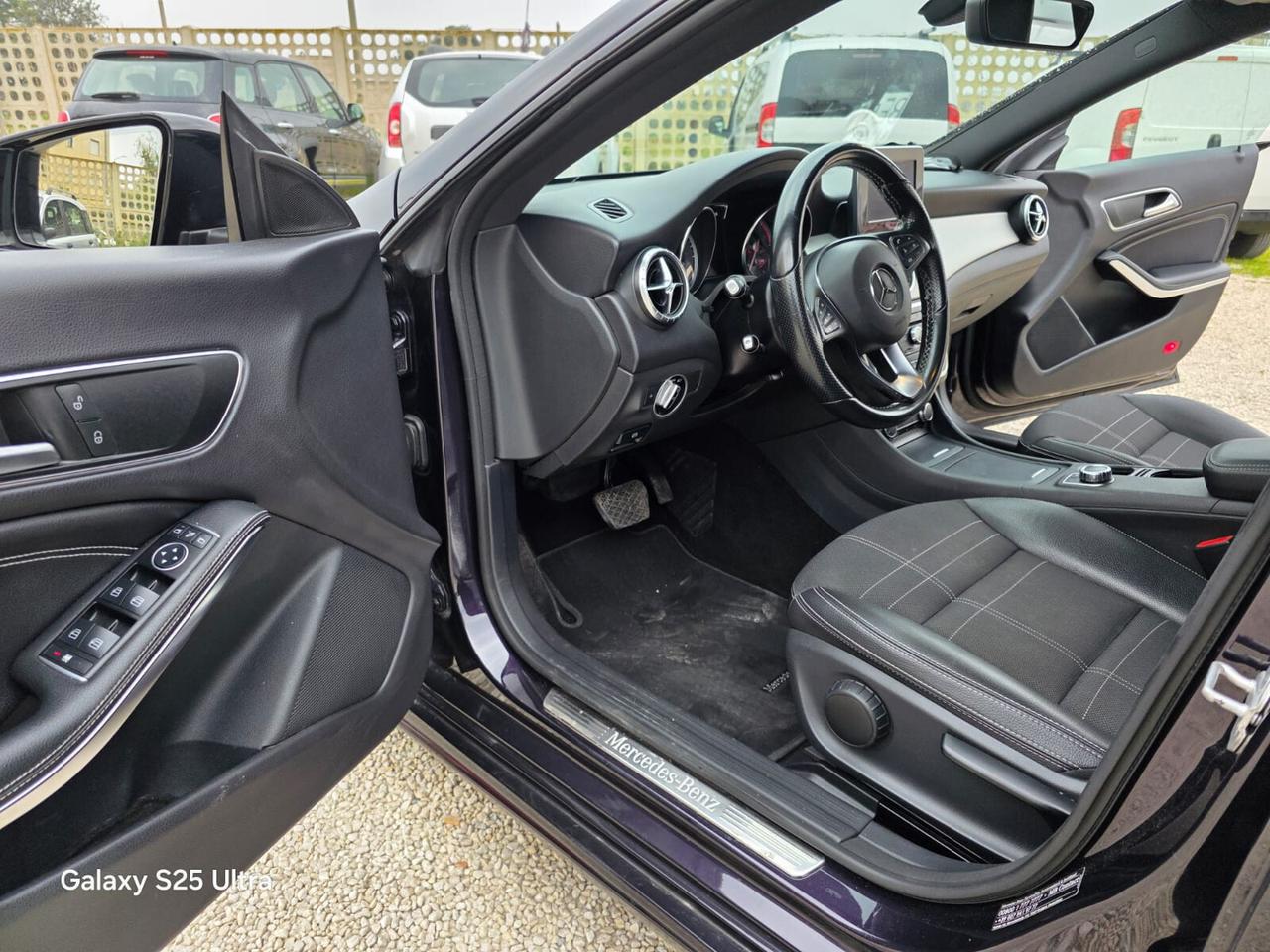 Mercedes CLA 200 CDI S.W. Automatic Premium Dark Night