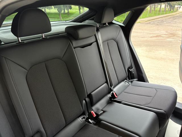 AUDI Q3 SPB Sportback 35 TDI S tronic S line edition