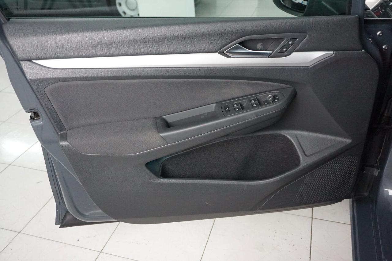 Volkswagen Golf 2.0 TDI 115 CV SCR Life