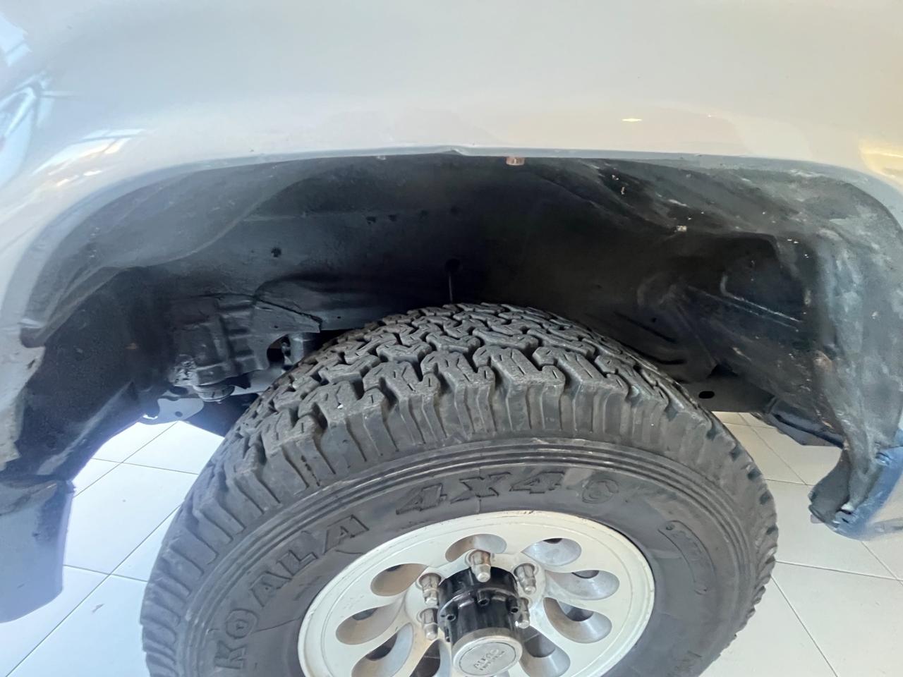Mitsubishi Pajero 2.5 TDI Metal-top EXE