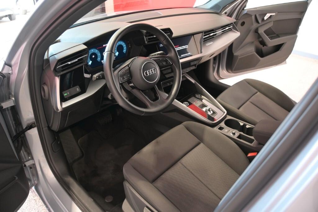 Audi A3 SPB 30 TDI Business Advanced