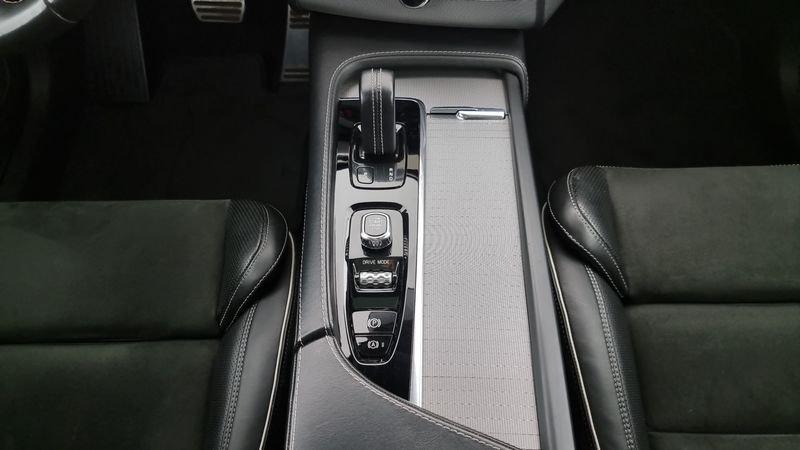 Volvo XC90 B5 (d) AWD Geartronic R-design Gancio traino