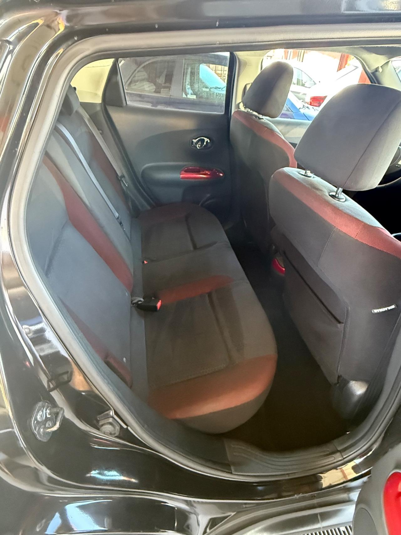 Juke 1.6 benzina /Tekna/rate/permute//unipro