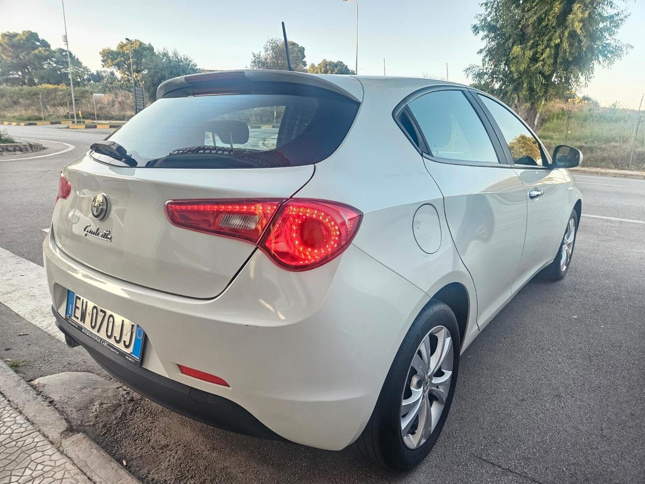 Alfa Romeo Giulietta 1.6 JTDM 105CV