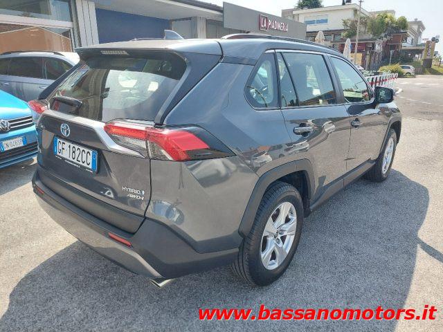 TOYOTA RAV 4 MY23 RAV4 2.5 HV (222CV) E-CVT AWD-i Business