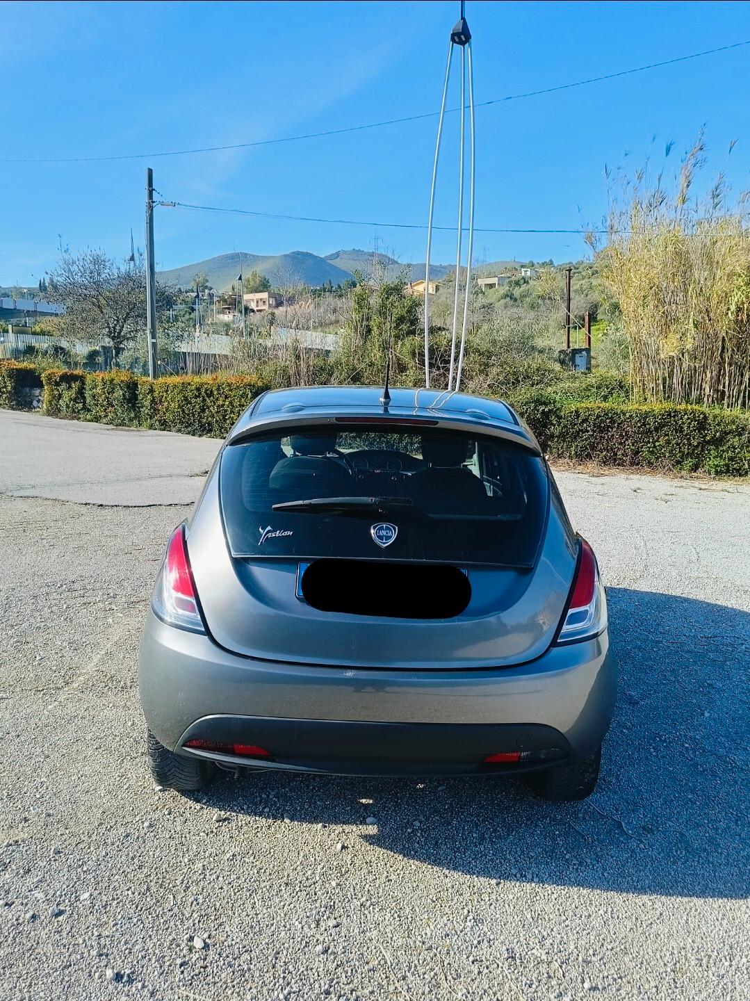 Lancia Ypsilon 1.2 69 CV 5 porte S&S Silver