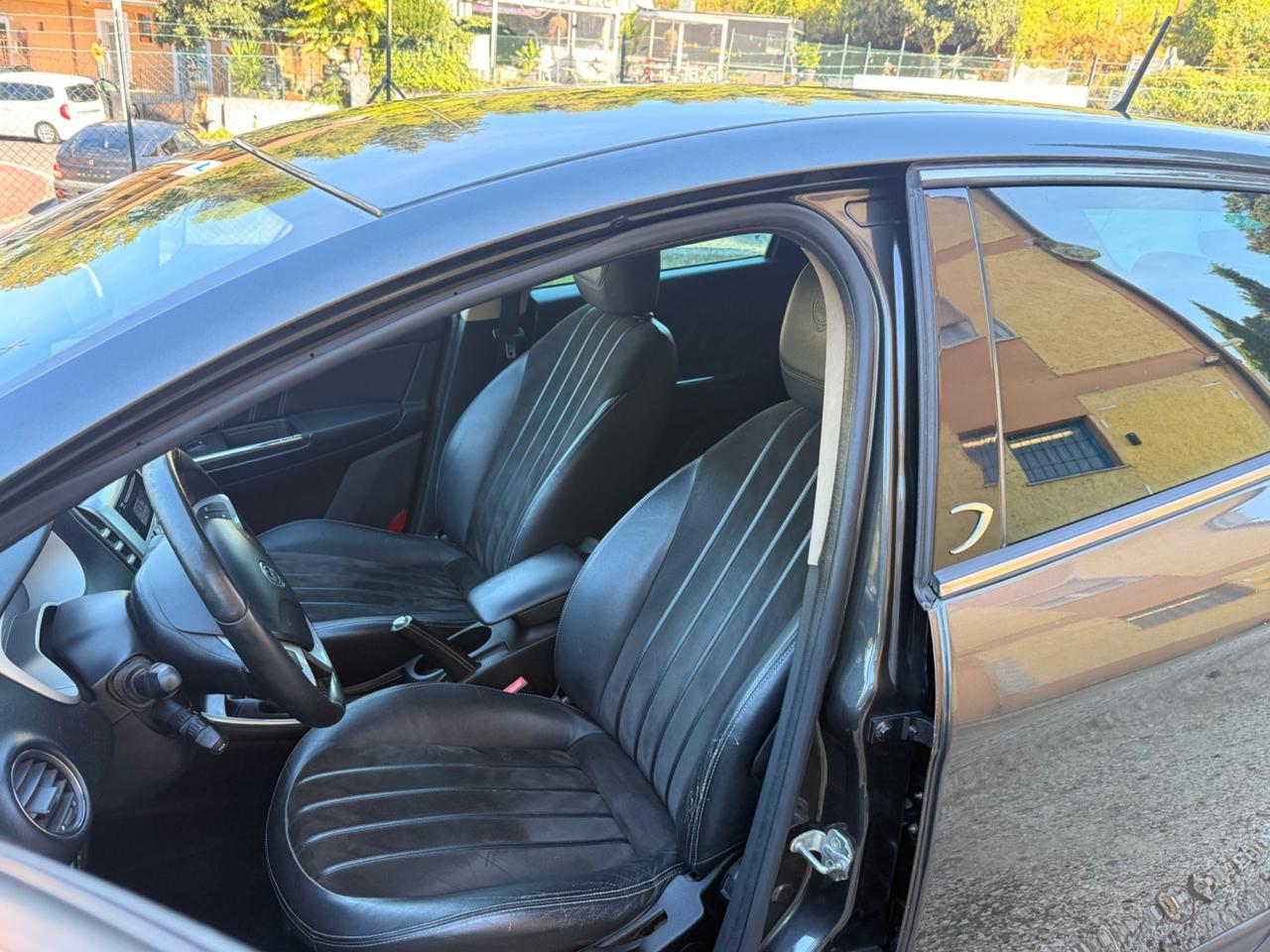 Lancia Delta 1.6 MJT DPF Gold