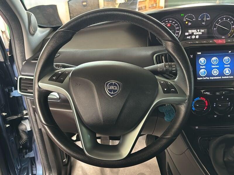 Lancia Ypsilon 1.0 FireFly 70cv Hybrid Gold