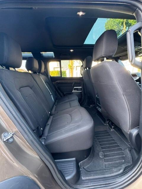 Land Rover Defender 110 3.0D I6 250 CV AWD Auto