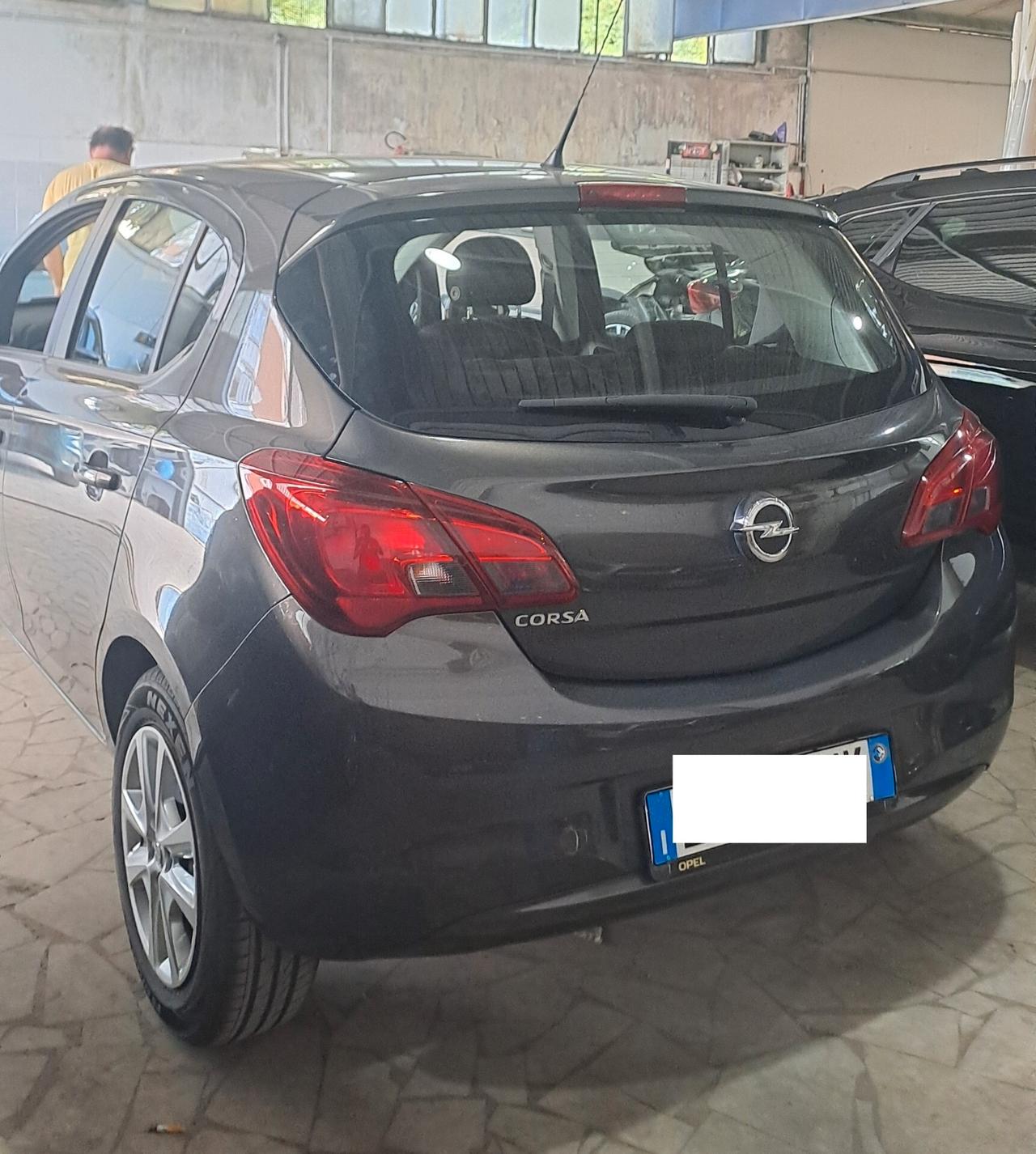 Opel Corsa 1.4 90CV GPL Tech 5 porte