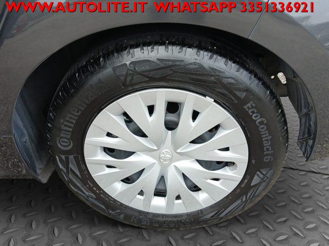 TOYOTA Yaris 1.5 Hybrid 5 porte Business